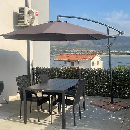 Senna Coastal - Modern Croatia Trogir